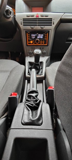 Opel h astra 1.6 essentia