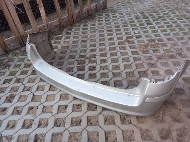 Opel h astra hátsó műanyag lökháritó olcsón eladó