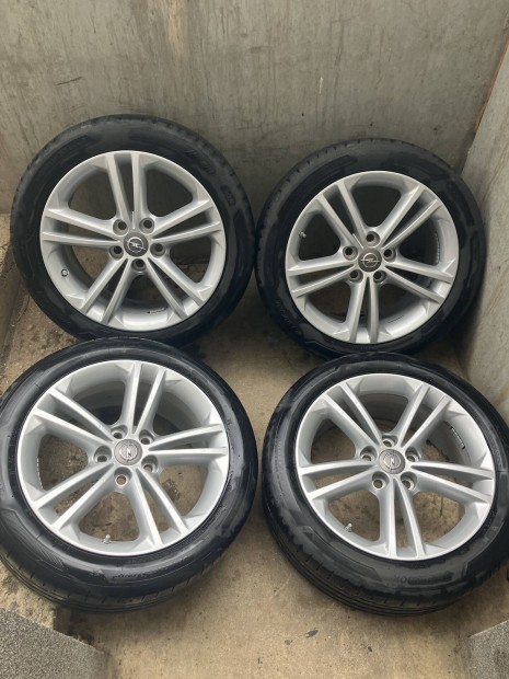 Opel insignia 18 col 5x120 gyári szenzoros alufelni