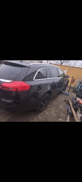 Opel insignia 2.0 cdti bontott alkatr�szei 