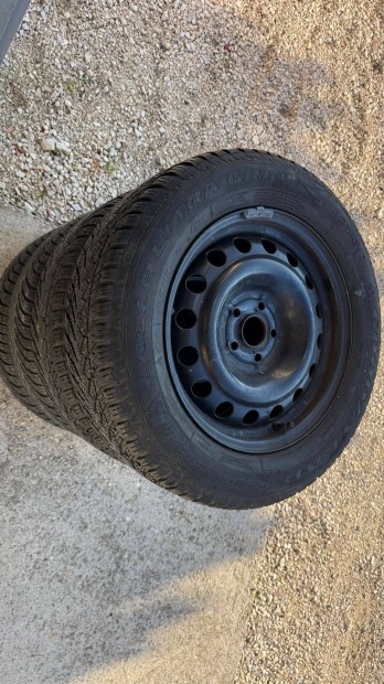 Opel kerék, lemezfelni 5 X 105 , 56,6mm ,téligumi kopott