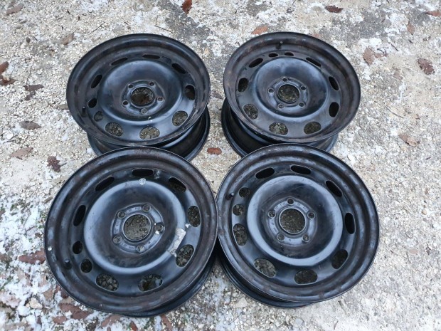 Opel lemezfelni 5x110, 6,5x15 ET33 elad� Pl: Saab, Omega, Vectra