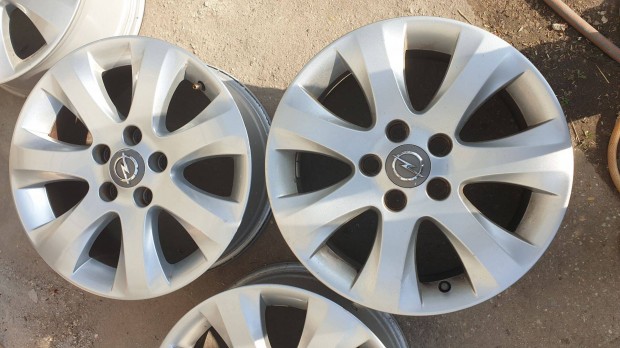 Opel meriva gy�ri alufelni szett 16col