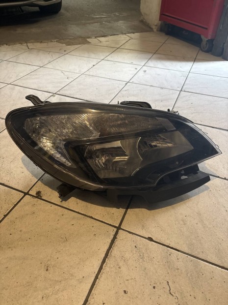 Opel molka jobb első fényszoró