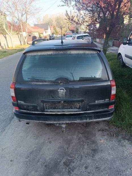 Opel omega bontodik 2.2 benzin