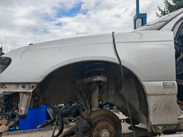 Opel omega c alkatr�szek