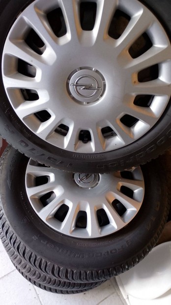 Opel téli gumiabroncs felnivel