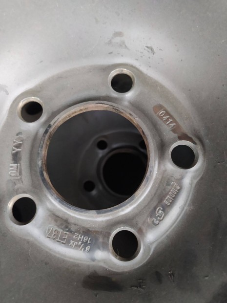 Opel tligumi felnin 205/55R16 5*110 ET37