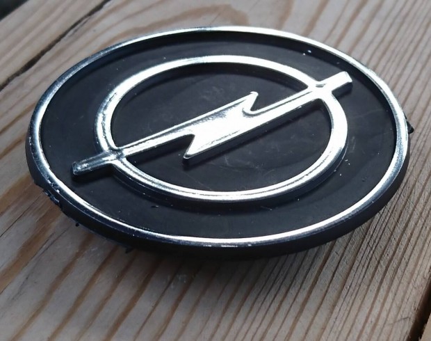 Opel uj 70 mm emblma elad! 