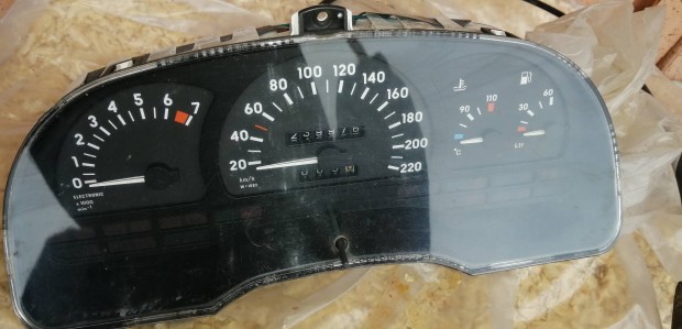 Opel vectra a km ra. 