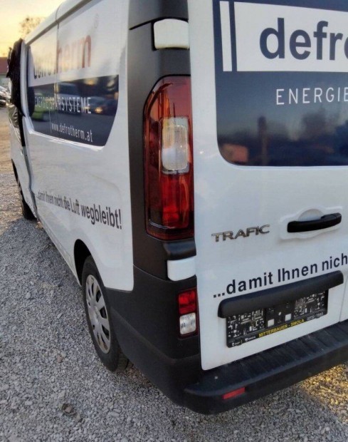 Opel vivaro Renault trafic csomagtrajt csomagtr ajt