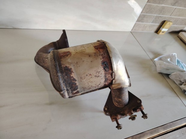 Opel vivaro kataliz�tor �s turbo 