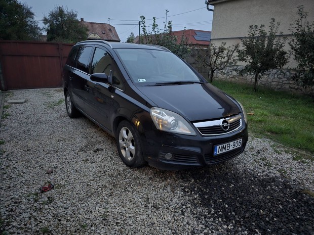 Opel zafira b 