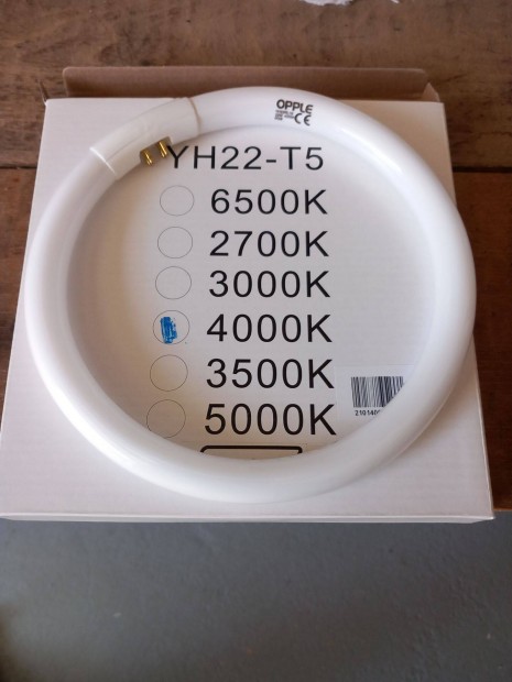 Opple 22w körfénycső 4000K RGB több darab újak