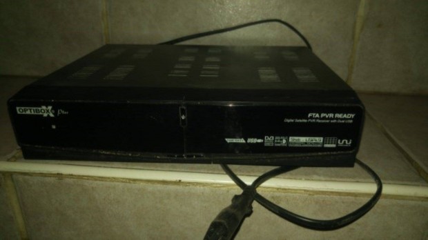 Optibox Plus FTA PVR Ready digitlis mholdvev USB felvtel lejtszs