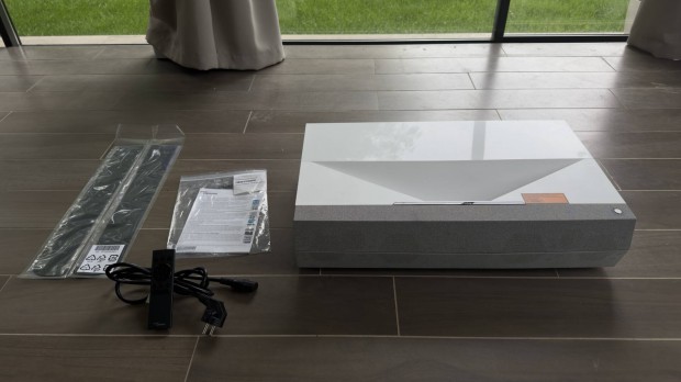 Optoma Cinemax P2 UST projektor