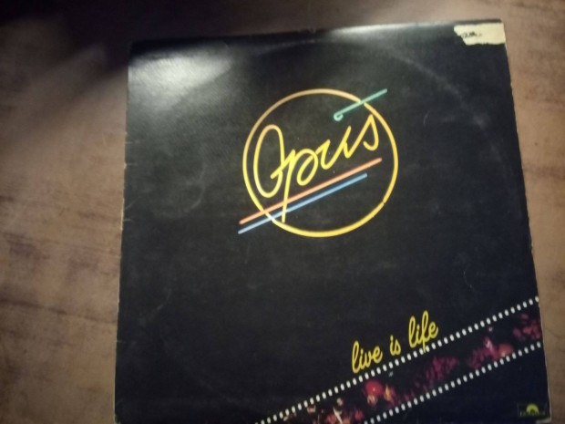 Opus - Live is life - bakelit nagylemez