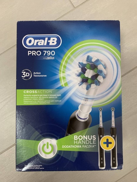 Oral-B Pro 790 elektromos fogkefe + 5 db ptfej