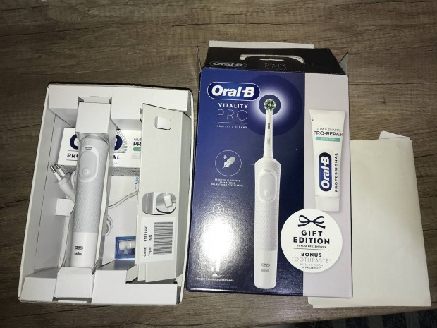 Oral-B elektromos fogkefe j