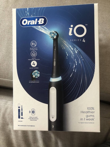 Oral B iO 4 elektromos fogkefe