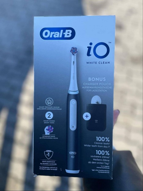 Oral-b iO white clean elektromos fogkefe