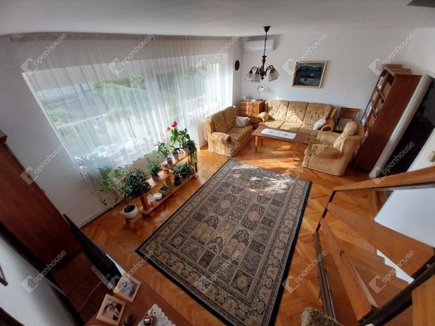 �reghegyen, j� helyen j� �ron