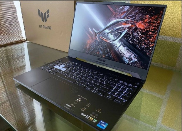 ris Asus tuf laptop elad! Gamer 144Hz Rtx 3050 4GB