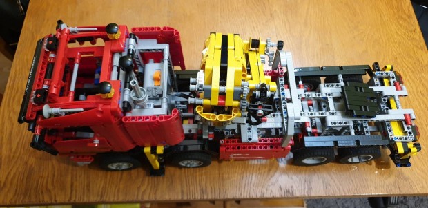 risi piros Lego Technic darus kamion