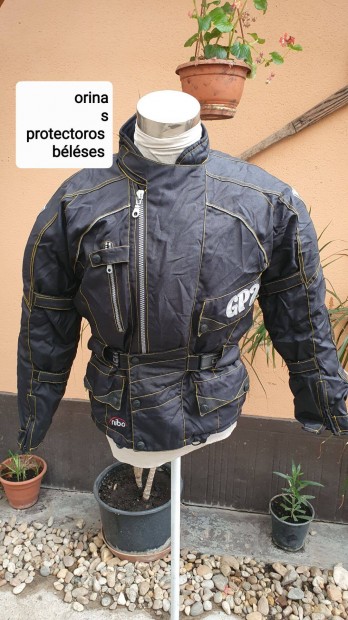 Orina gp2 protectoros béléses motoros kabát s méret