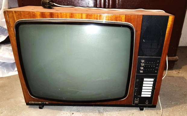 Orion 70 retro tv