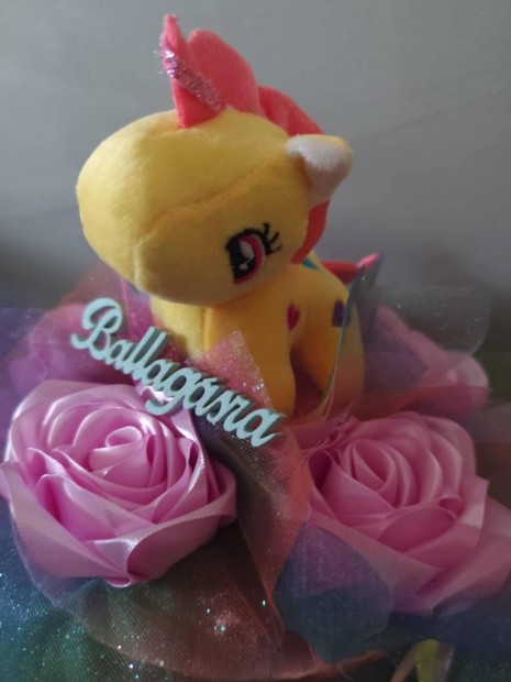 Örökrózsás ovis ballagó csokor