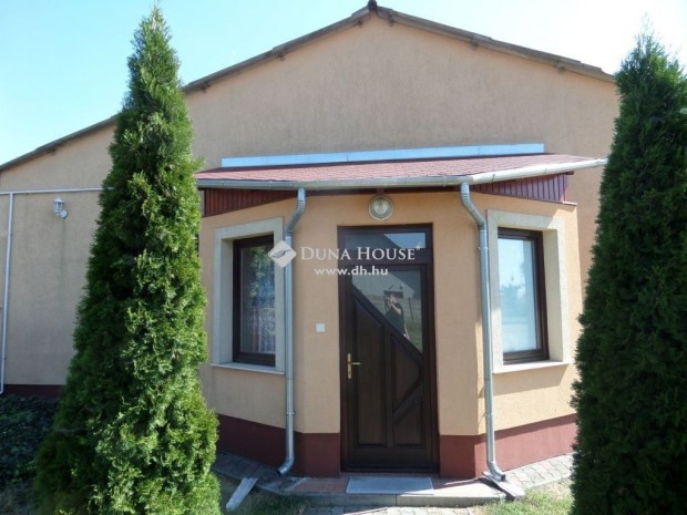 Orosh�zai 185 nm-es h�z elad�