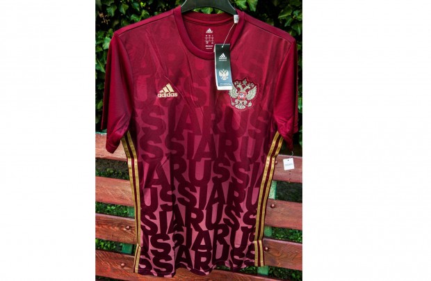 Orosz v�logatott eredeti bord� arany adizero focimez