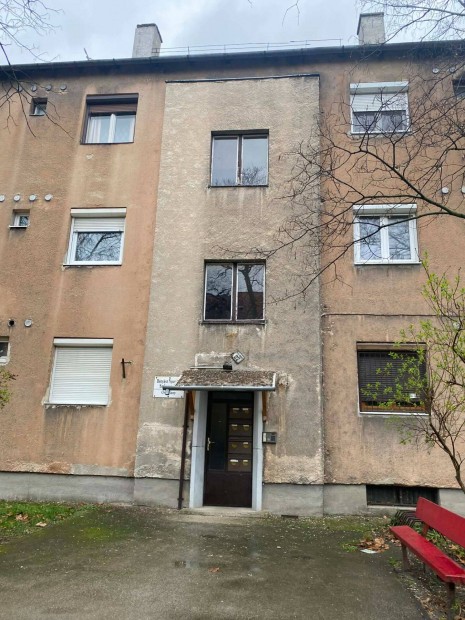 Oroszl�ny Pet�fi S�ndor utca