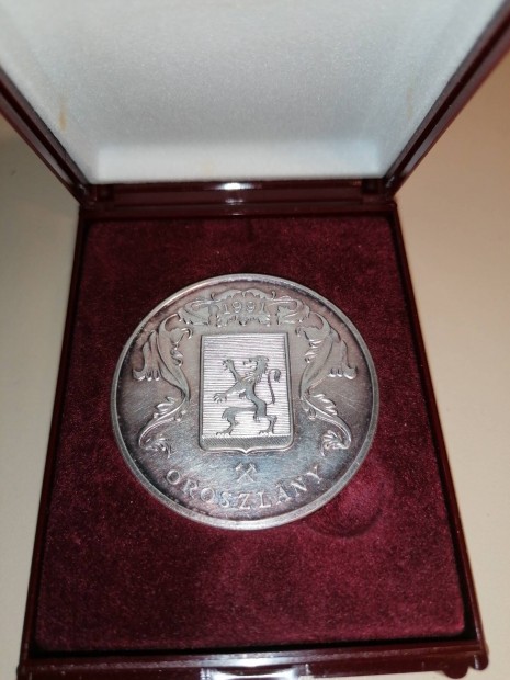 Oroszlny ezst rme plaket