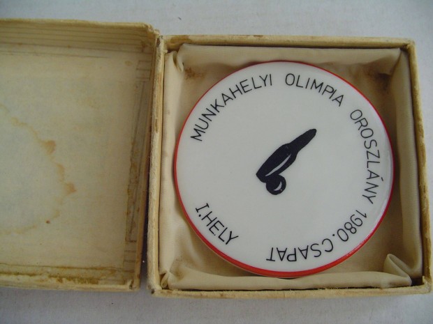 Oroszlnyi Teke Olimpiai Hollhzi porceln rem 1980-as