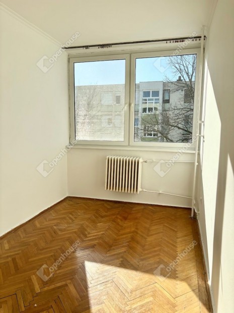 Oroszlnyi elad 51 nm-es laks