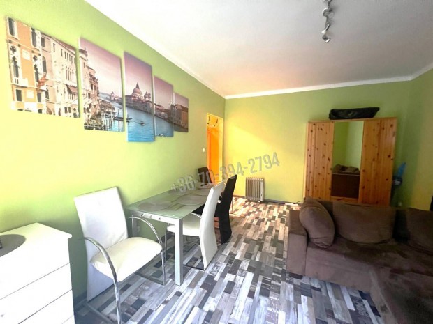 Oroszlnyon, I. emeleti 3 szobs, 64m2 nagysg tglapts laks ela