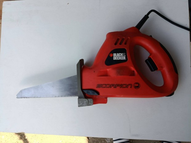 Orrfűrész Black and Decker