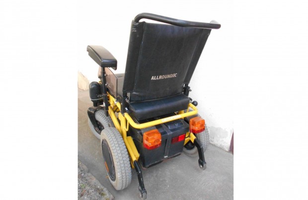 Ortopedia Allround 900C Elektromos kerekesszék, aksikkal