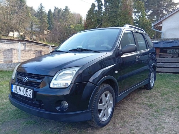 �sszkerekes miniterepj�r�-Suzuki Ignis 4X4