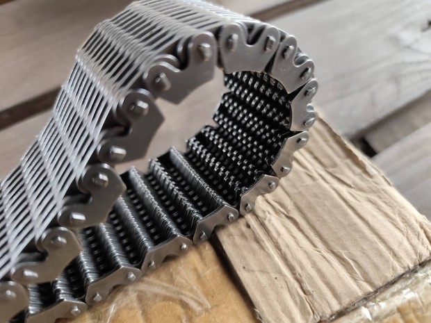 Oszt�m�l�nc, 42 l�ncszem, Mercedes Benz ML, GL, R sorozathoz, 2003-t�l