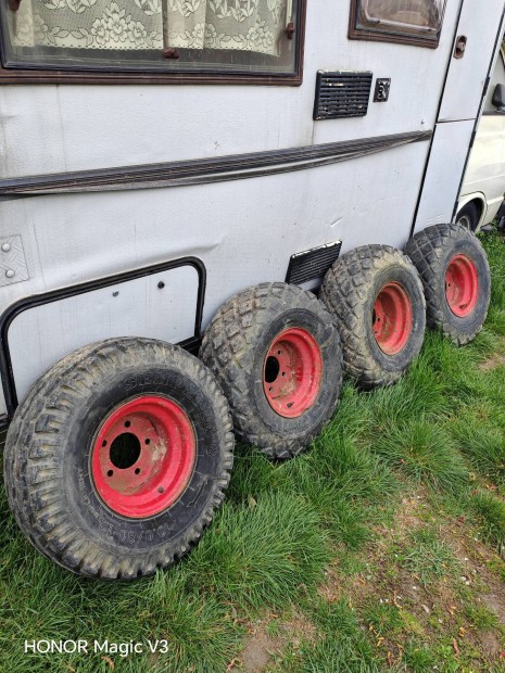 Osztr�k mez�gazdas�gi g�p hamster m�tr�gya sz�r� p�tkocsi kerekek