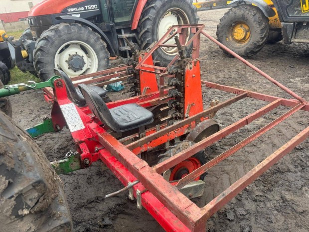 Otma 2 Soros Csipeszes Pal�nt�z� , Pal�nta�ltet�