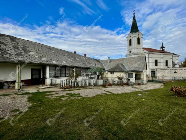 Otthon �s Befektet�s minden koroszt�lynak