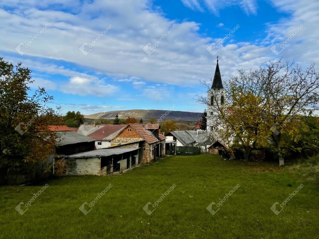 Otthon �s Befektet�s minden koroszt�lynak