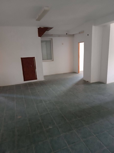 Otthon �s v�llalkoz�s egy helyen Nagycserkeszen!