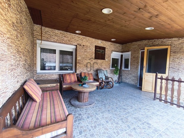 Otthonod v�r  Domoszl�n  t�gas 4 szob�s h�z v�rja �nt!