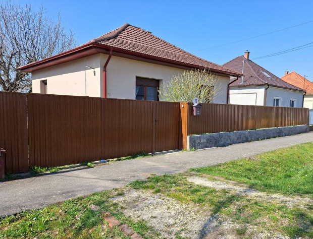 Otthonos h�z sz�p k�rnyezetben