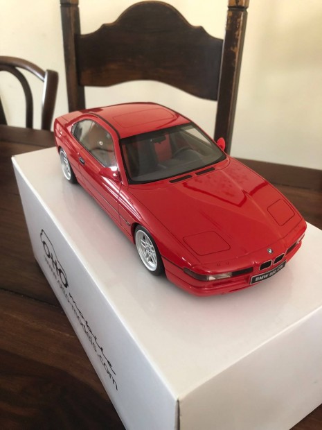 Ottomobile BMW 850 CSI (E31) Bright Red 1992 1:18, 1/18